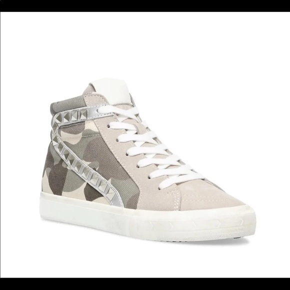 NEW STEVE MADDEN TRACEY STAR HIGH TOP SNEAKER - Picture 6 of 8
